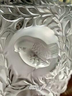 Lalique Bagatelle Vase with Birds in High Relief MINT & Signed Retail $1350