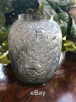 Lalique Biches Vase in Smoke Crystal Excellent Condition Signed and Authentic