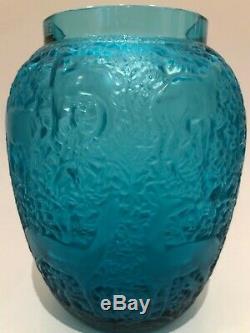 Lalique Biches Vase in Turquoise Crystal Excellent Condition Signed with Box