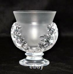Lalique Crystal SAINT CLOUD Pedestal Frosted Vase with Clear Leaves 4 1/2 Tall
