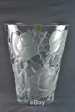 Lalique Crystal Vase, pre-1978 Ispahan Roses Vase