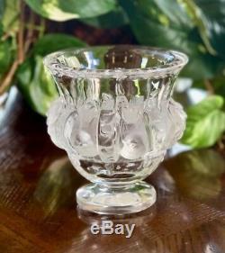 Lalique Dampierre Sparrows Vase in Mint Condition Signed Authentic Retail $895