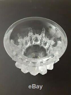 Lalique Dampierre Vase With Sparrows And Wreaths Minor Chips to Rim