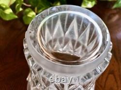 Lalique Feuilles Art Deco Vase. Clear & frosted crystal trumpet shaped vase Mint