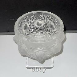 Lalique France Art Elizabeth Footed Frosted Bird Vase