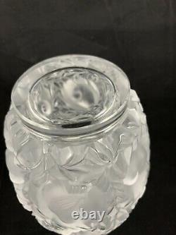 Lalique France Crystal BAGATELLE SPARROW BIRDS VASE