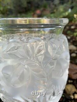 Lalique France Crystal BAGATELLE SPARROW BIRDS VASE