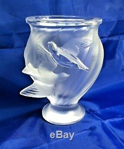 Lalique France Rosine Vase With Two Doves In Flight Beautiful