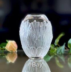 Lalique French Crystal Sandrift Vase No Damage Signed Authentic 8 Tall