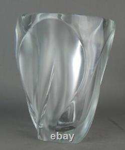 Lalique Glass Frosted Clear Ingrid Vase
