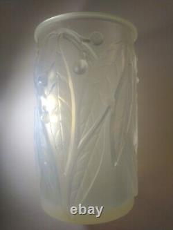Lalique Laurier Pattern Opalescent Glass Vase