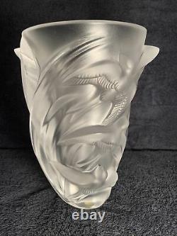 Lalique Martinets Vase Mint Condition, Signed Original