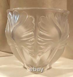 Lalique Noailles Frosted Crystal Art Glass Vase French 20th Century MInt Nice