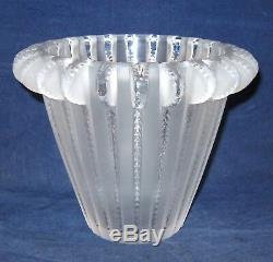 Lalique Royat Vase