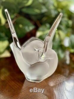 Lalique Sylvie Doves Vase with Frog Flower Insert Mint Signed Authentic Gorgeous