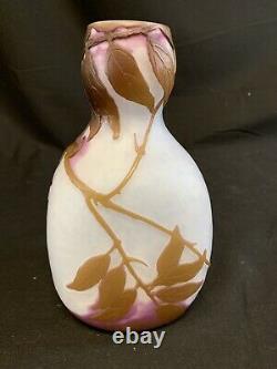 Legras French Cameo 1910-1920 Glass Vase Signed