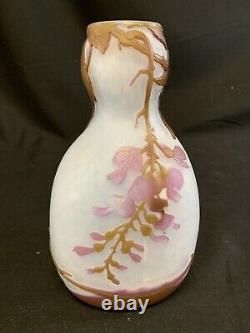 Legras French Cameo 1910-1920 Glass Vase Signed