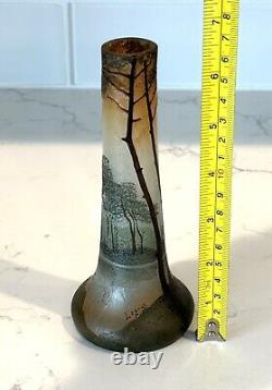 Legras French Cameo Vase With Wooded Landscape Scene France 6 1/4