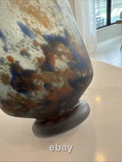 Lorraine Daum Nancy French Art Glass 9 3/4 Tall Vase