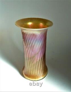 Lundberg Studios Art Glass Moire French Vase #101314