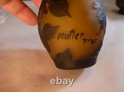 Muller Freres Cameo Vase 4 3/8 Tall