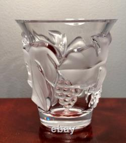 New! Hand-Signed LALIQUE Samur Grapevine Frosted Crystal Glass Vase 5-3/8