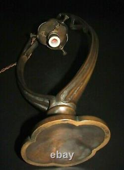 Nice French Art Nouveau Bronze DAUM NANCY Art Glass Desk Table Lamp 15 T Signed