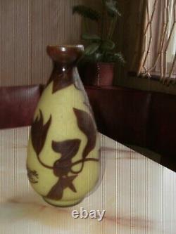 RARE ANTIQUE FRENCH CAMEO ART GLASS VASE BY A. DELATTE NANCY 1920's