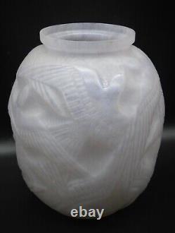 ° Rare Antique Art Deco French Glass Hirondelles Glass Vase Pierre By D'avesn