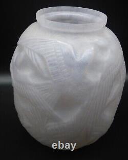 ° Rare Antique Art Deco French Glass Hirondelles Glass Vase Pierre By D'avesn