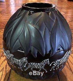 Rare Hard to Find LALIQUE Black & White Enameled Zebra TANZANIA Vase with COA