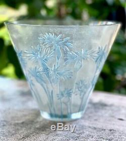 René Lalique Bluets Vase #909 c1914 Excellent Condition Signed R Lalique (Rene)