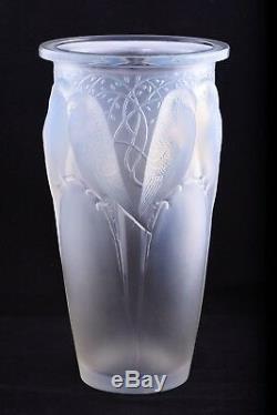 Rene Lalique France Opalescent Ceylan Vase Model 905 Circa 1924