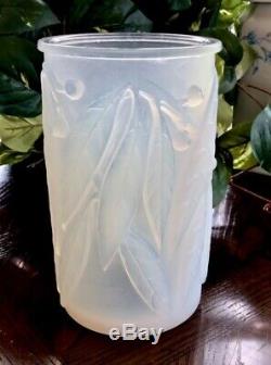 René Lalique Opalescent Blue Laurier Vase Gorgeous Signed R Lalique (Rene)