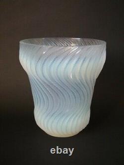 Rene Lalique Opalescent Glass'Actinia' Vase