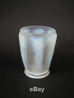 Rene Lalique Opalescent Glass'Danaides' Vase