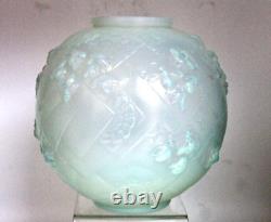 Sabino France Opalescent Art Deco Glass Les Abeilles Beehive Bee Vase