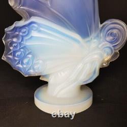 Sabino French Art Deco Large Butterfly Opaline Glass Statue Signed Sabino Paris