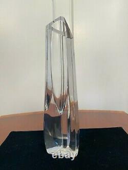 Signed BACCARAT Crystal Glass Large Size 13-inch Triangular ROSE VASE