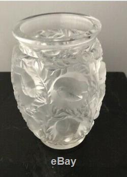 Signed Lalique France Bagatelle Frosted Crystal Bird Floral Art Glass Vase LZO