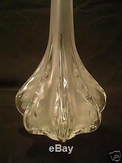 Spectacular Lalique Clear & Frosted Claude 14 Vase