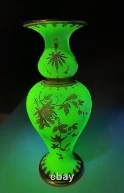 St. Louis Cameo Art Glass Vase with Green Ground & Red Gilt Floral Deco Glows