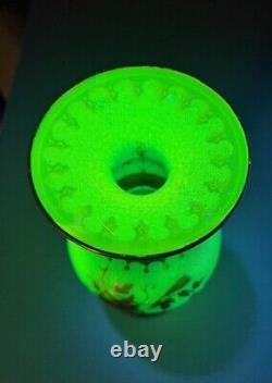 St. Louis Cameo Art Glass Vase with Green Ground & Red Gilt Floral Deco Glows
