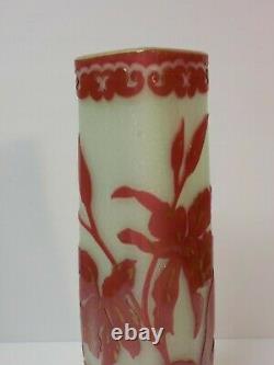 Stunning French Cameo Art Glass 14 Vase, Art Nouveau, c. 1910