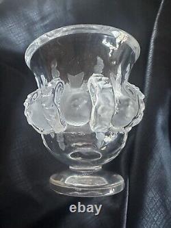 Stunning French Lalique Vase Dampierre Sparrows And Vines Birds