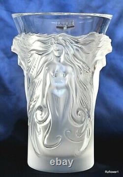 Stunning Lalique Fantasia vase, signed