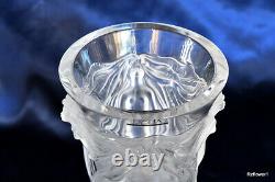 Stunning Lalique Fantasia vase, signed