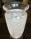 Stunning Lalique France frosted crystal Deauville Vase