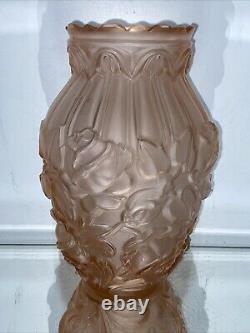 VTG. French Art Deco Satin Pink Frosted Roses Glass Flower Vase