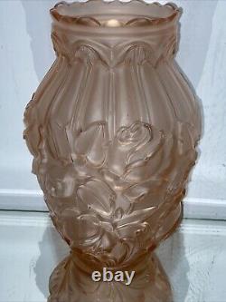 VTG. French Art Deco Satin Pink Frosted Roses Glass Flower Vase